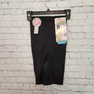 NWT Maidenform Women's Self Expressions Black high Waist Thigh Slimmer  S